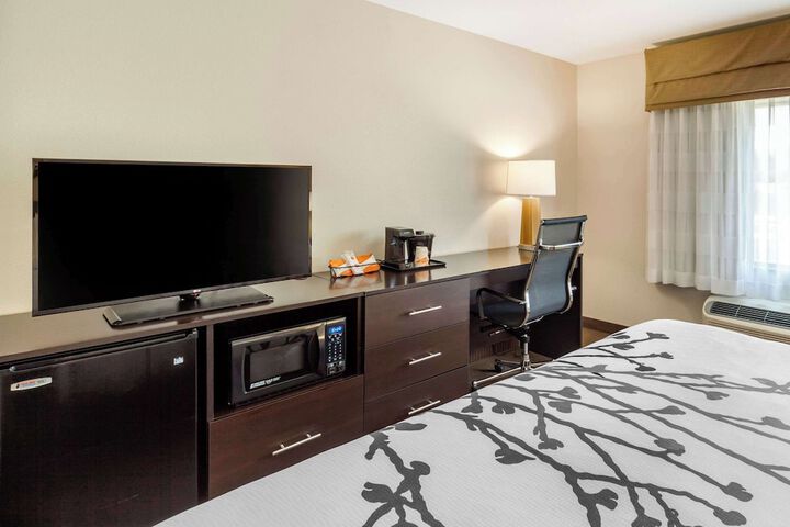 Room 15 of 47