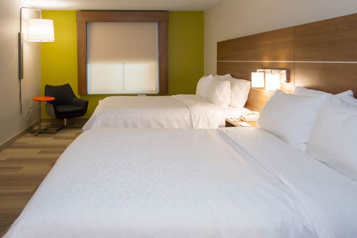 Room 21 of 36