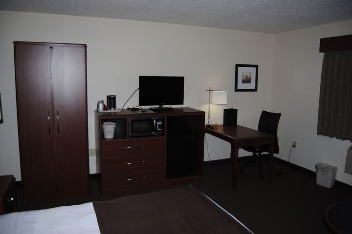 Room 25 of 52