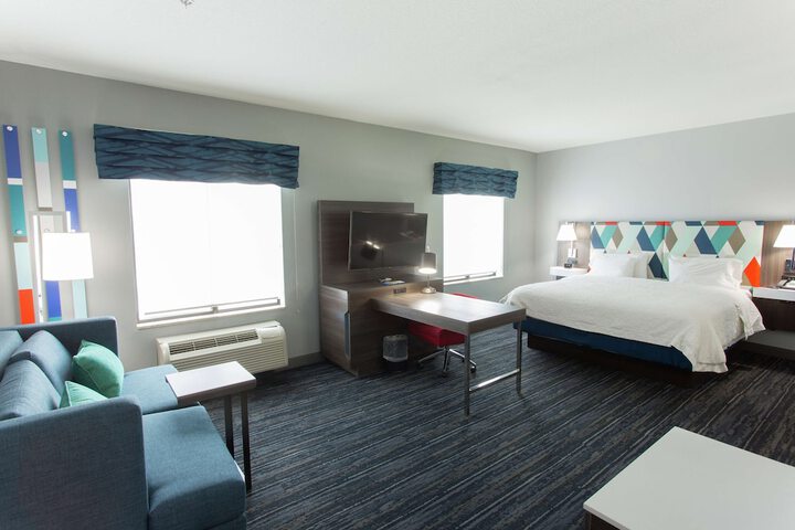 Room 16 of 48
