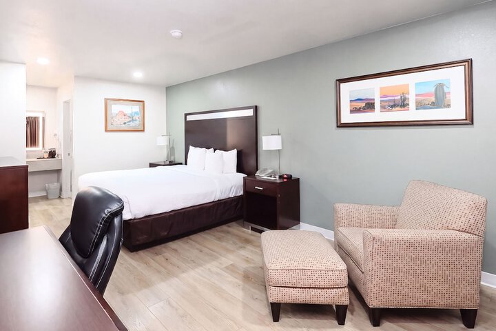 Quality Inn Holbrook near Petrified Forest