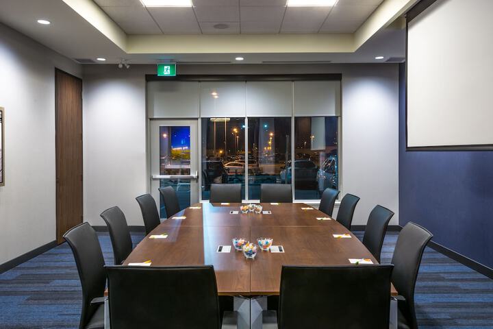 Courtyard by Marriott Winnipeg Airport