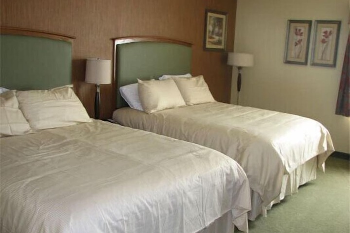 Randolph Inn and Suites