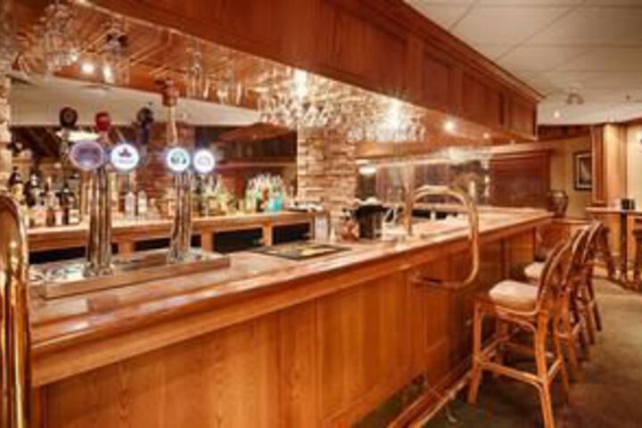 BEST WESTERN PLUS Coquitlam Inn Convention Centre