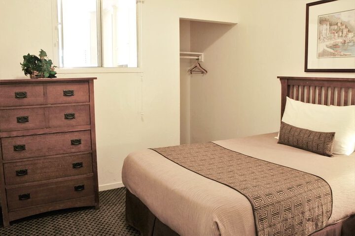 Room 36 of 117