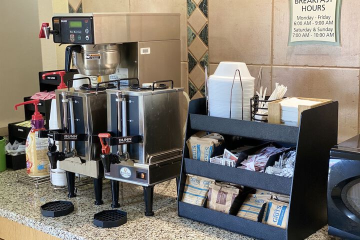 Breakfast/Coffee Service 35 of 41