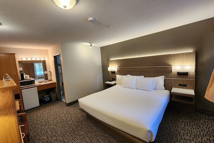 Room 39 of 59
