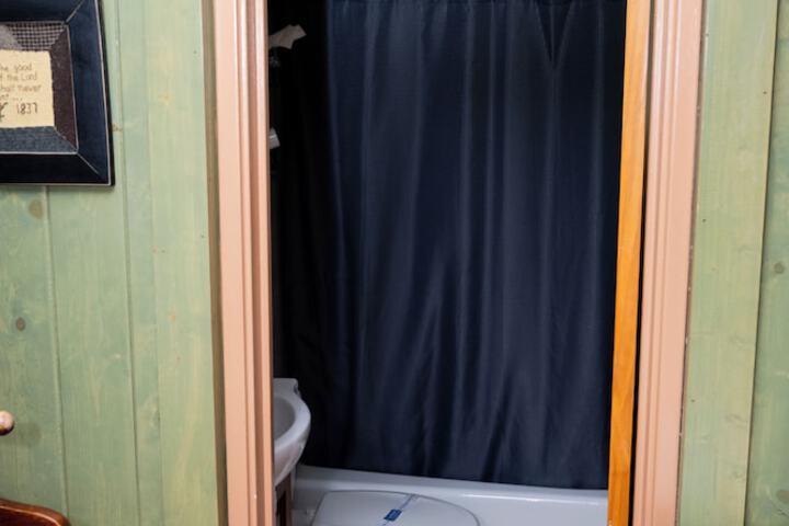 Mountain Aire Cottages Inn & Glamping