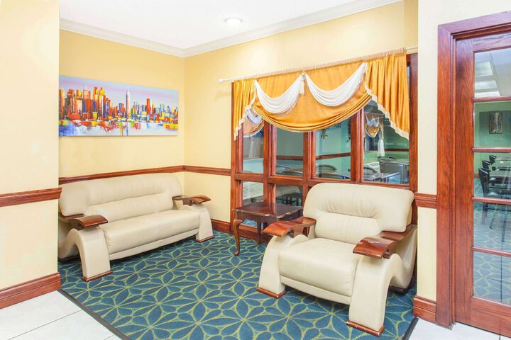 Hotel Interior 4 of 26