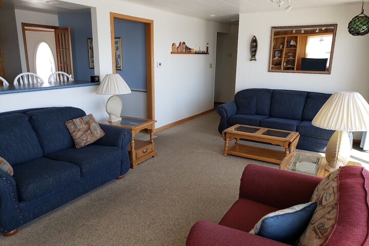 Algoma Beach Motel