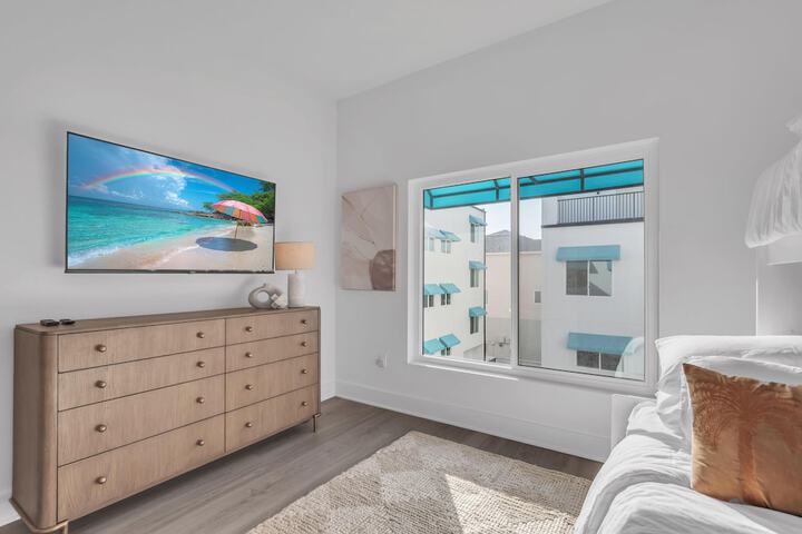 Azul Townhomes A4 - Sunset