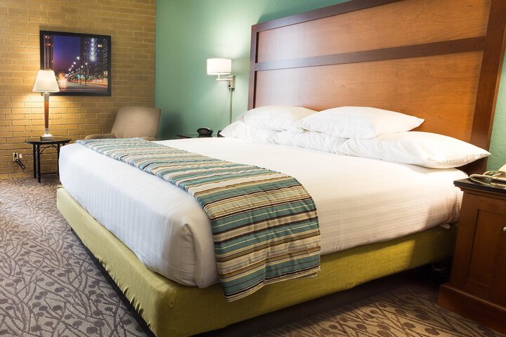 Room 20 of 53