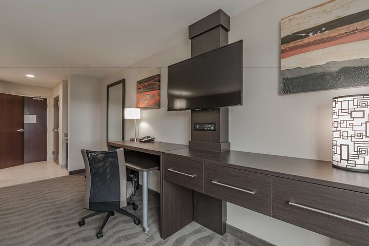 Holiday Inn Mishawaka by IHG