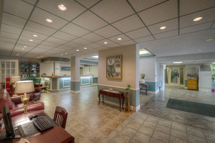 Hotel Interior 11 of 38