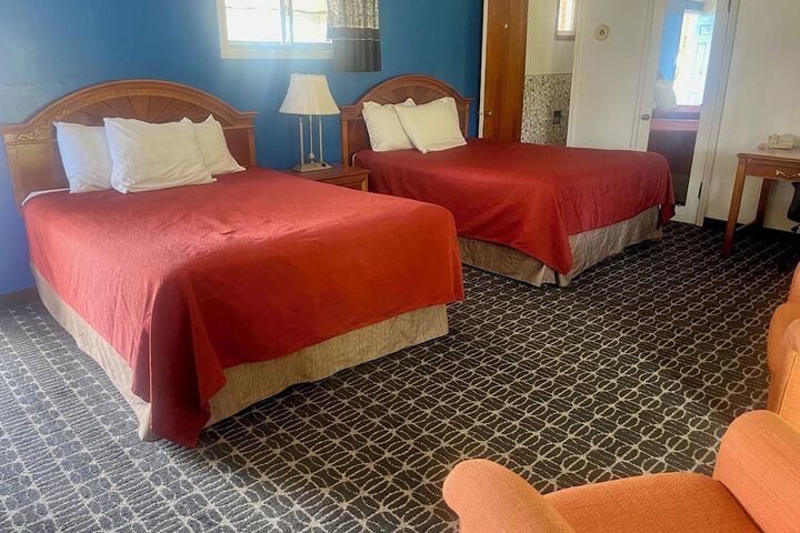 Room 13 of 29