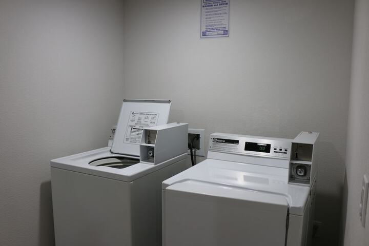 Room 16 of 41