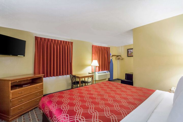 Room 15 of 20
