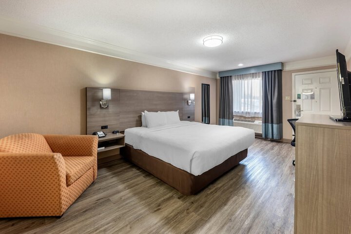 Quality Inn Near Lake Marble Falls