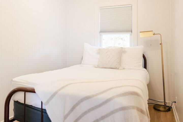 Room 125 of 156