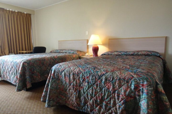 RED RIVER INN ALEXANDRIA