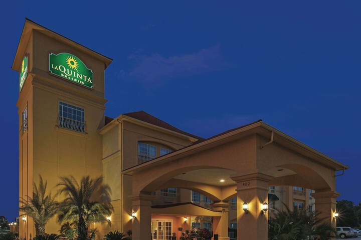 Hotel 2 of 33