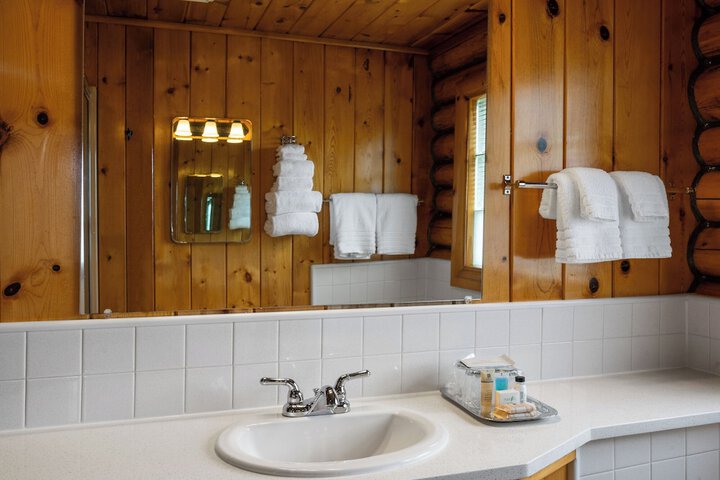 El Western Cabins & Lodges