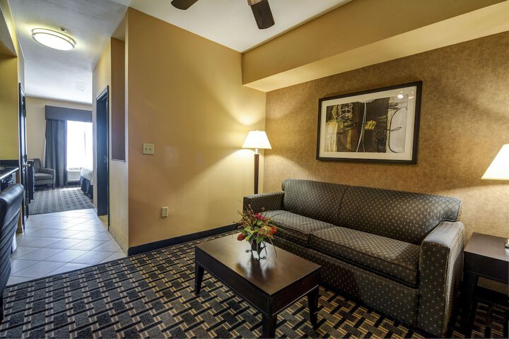 Room 12 of 45