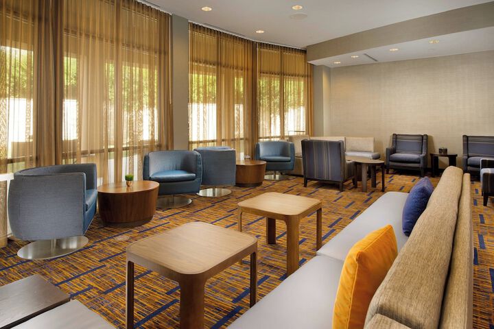 Hotel Interior 9 of 30