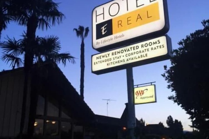 Hotel 3 of 27