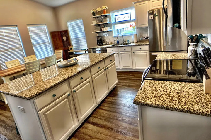 A Silver Lining 4 Br Home