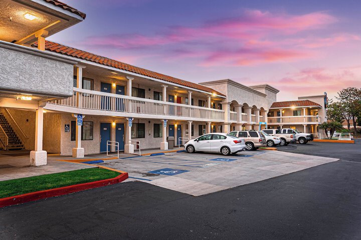 Hotel 3 of 29