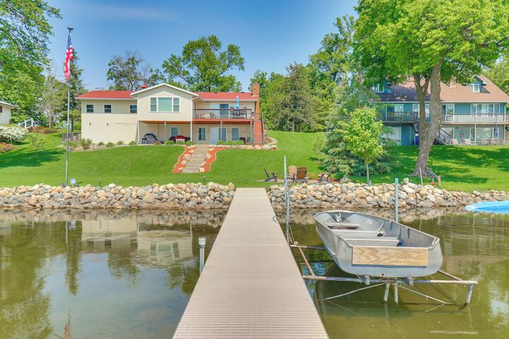 Lakeside Alexandria Retreat w / Deck + Boat Dock!