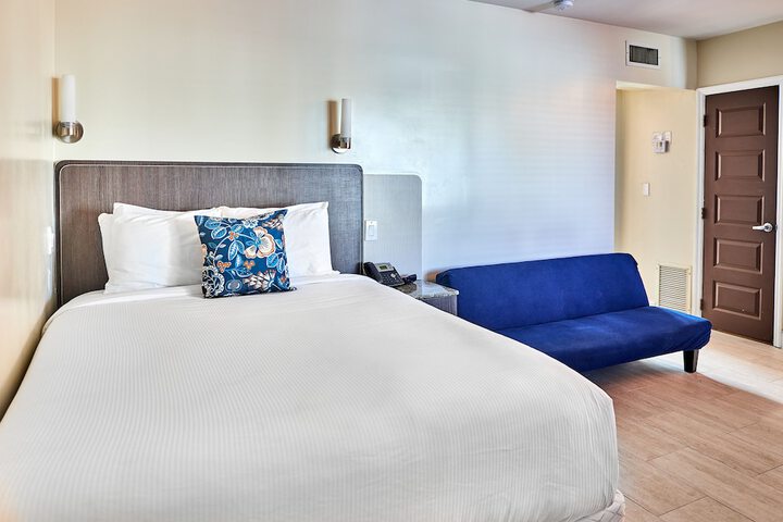 Room 47 of 60