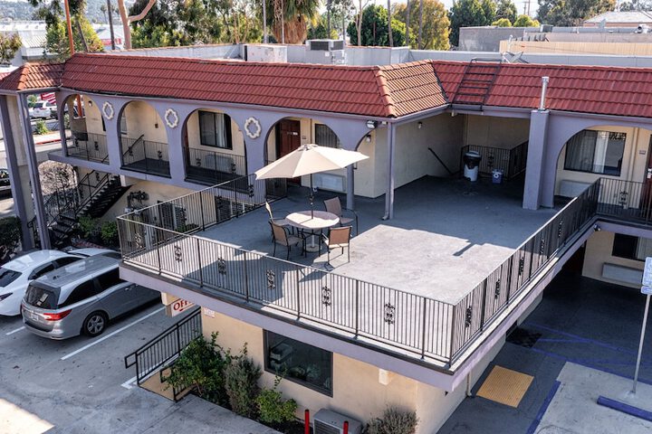 Terrace/Patio 36 of 37