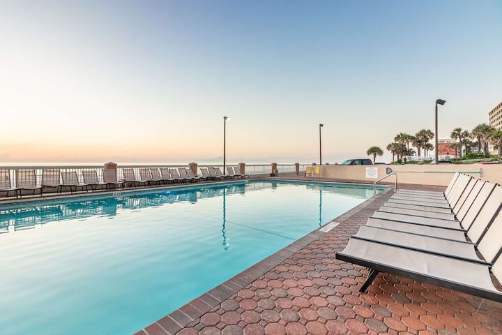 Hampton Inn Daytona Shores - Oceanfront