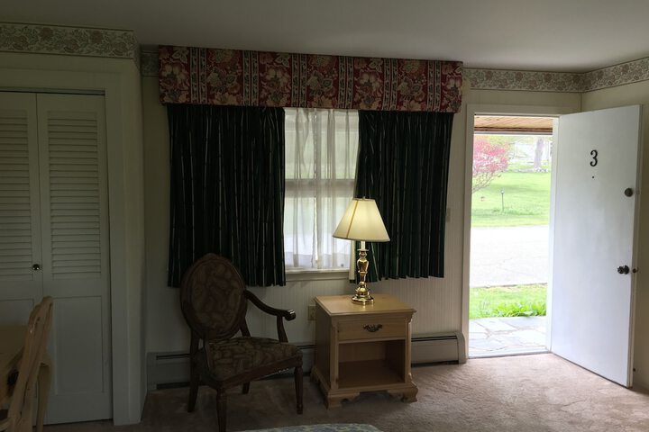 Room 48 of 81