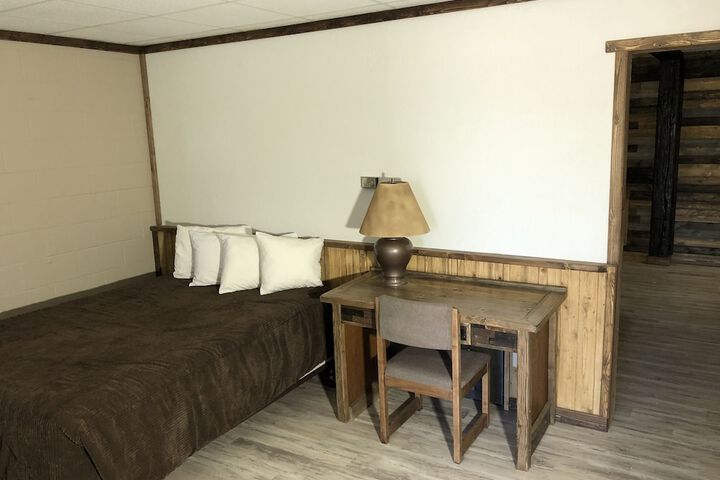 Room 7 of 20