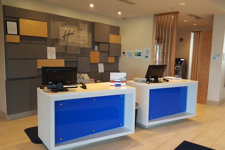 Holiday Inn Express & Suites Toledo West by IHG