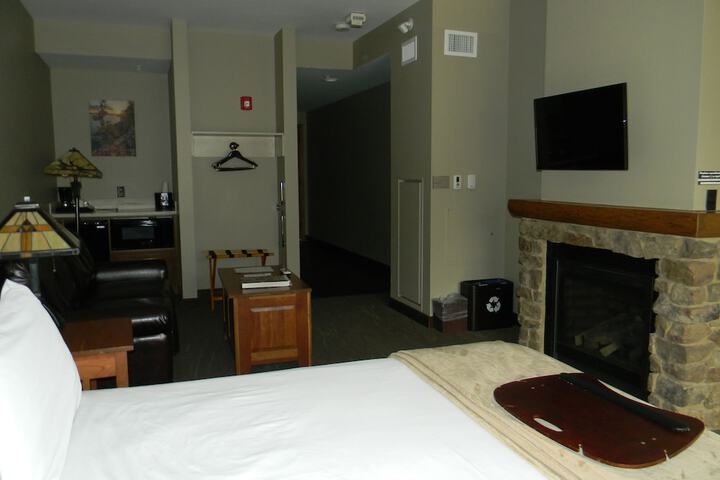 Room 92 of 124