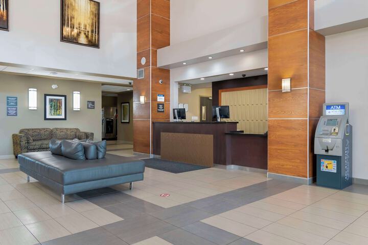 Hotel Interior 9 of 40