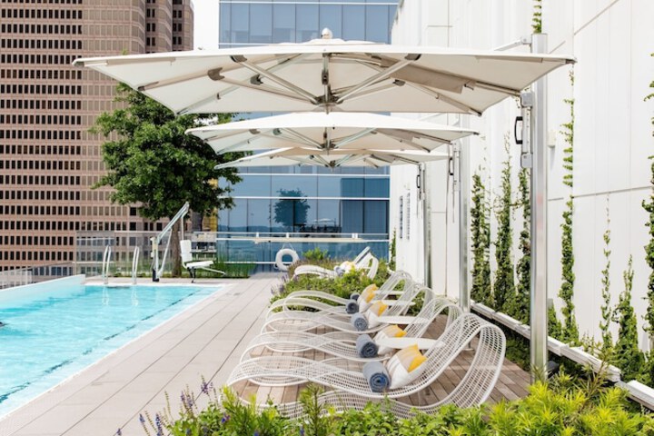 Pool 4 of 142