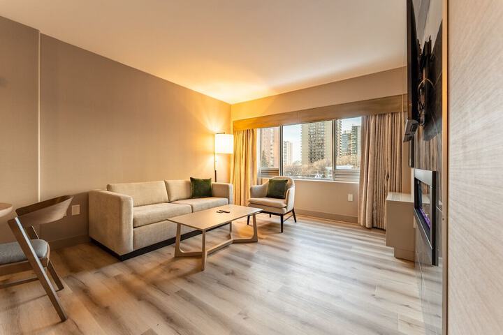 Park Town Hotel