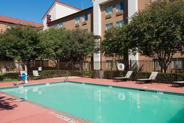 Pool 4 of 28
