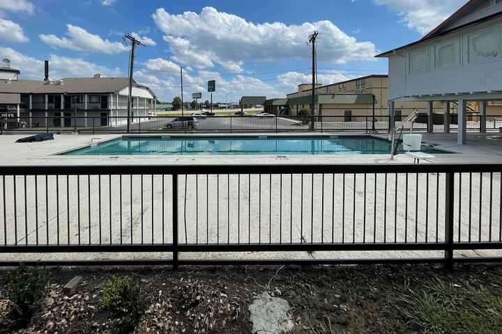 Pool 13 of 56