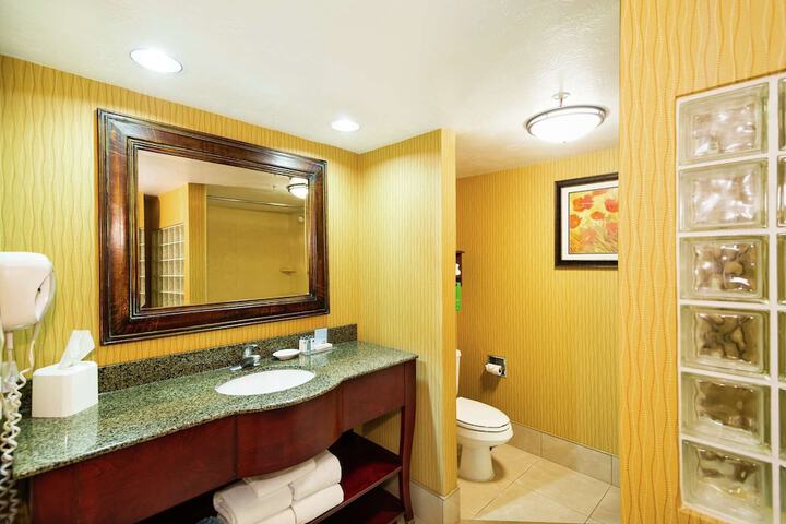 Room 18 of 59