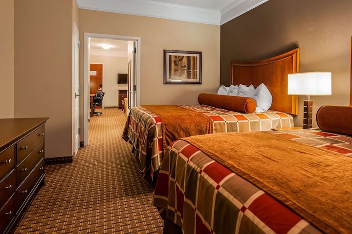 Room 14 of 20
