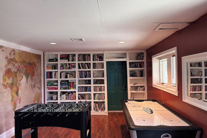 Room 22 of 36