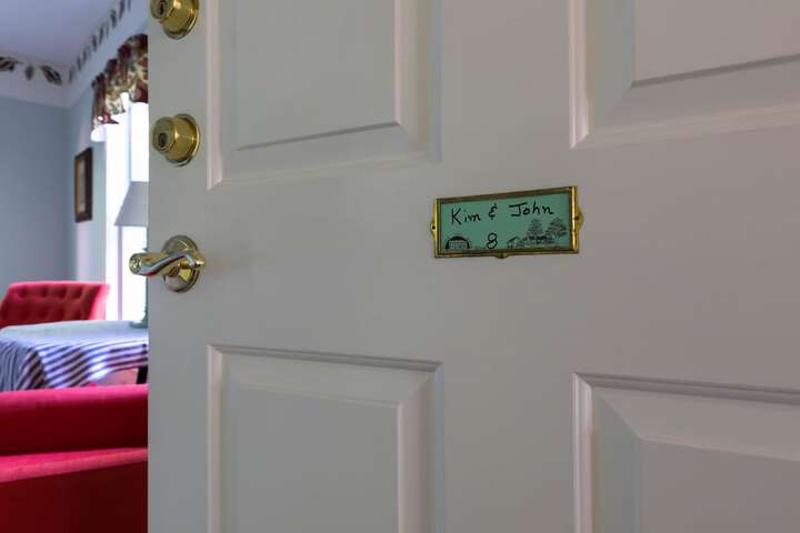 Room 84 of 191