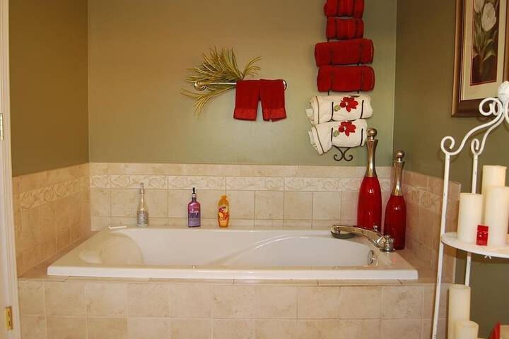 Pictured Rocks Bed & Breakfast