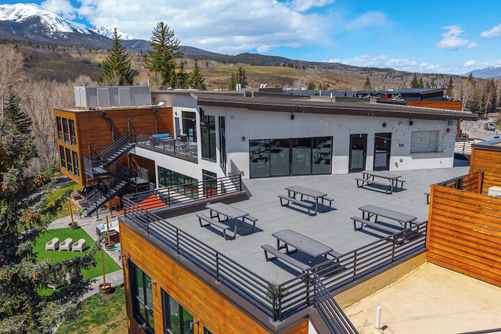 The Block Hotel & Commons